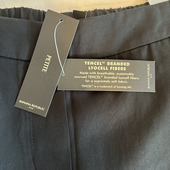 Banana Republic Black Cargo Joggers - L Petite - Picture 2 of 11
